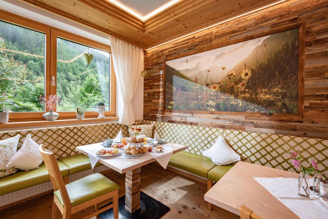 Pension Zillertal in Gerlos, Zillertaler Alpen