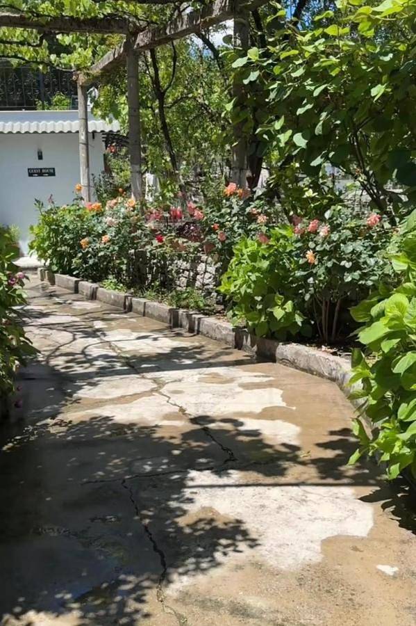 Maison d’hôte pour 3 personnes, avec jardin et vue dans Gjirokastër - 3
