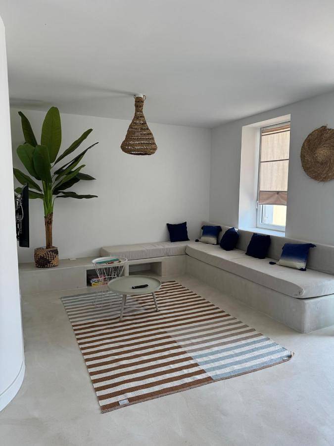 Location de vacances pour 6 personnes, avec jardin et jacuzzi à Saint-Martin-des-Champs - 2