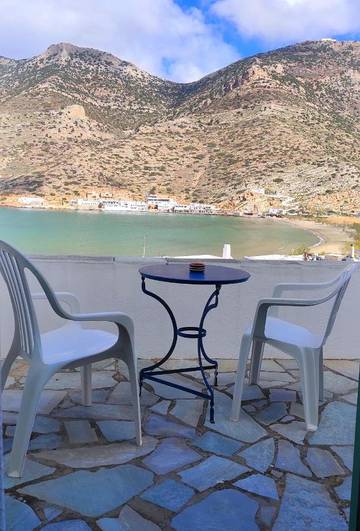 Cottage pour 2 personnes, avec vue et terrasse dans Kamarès