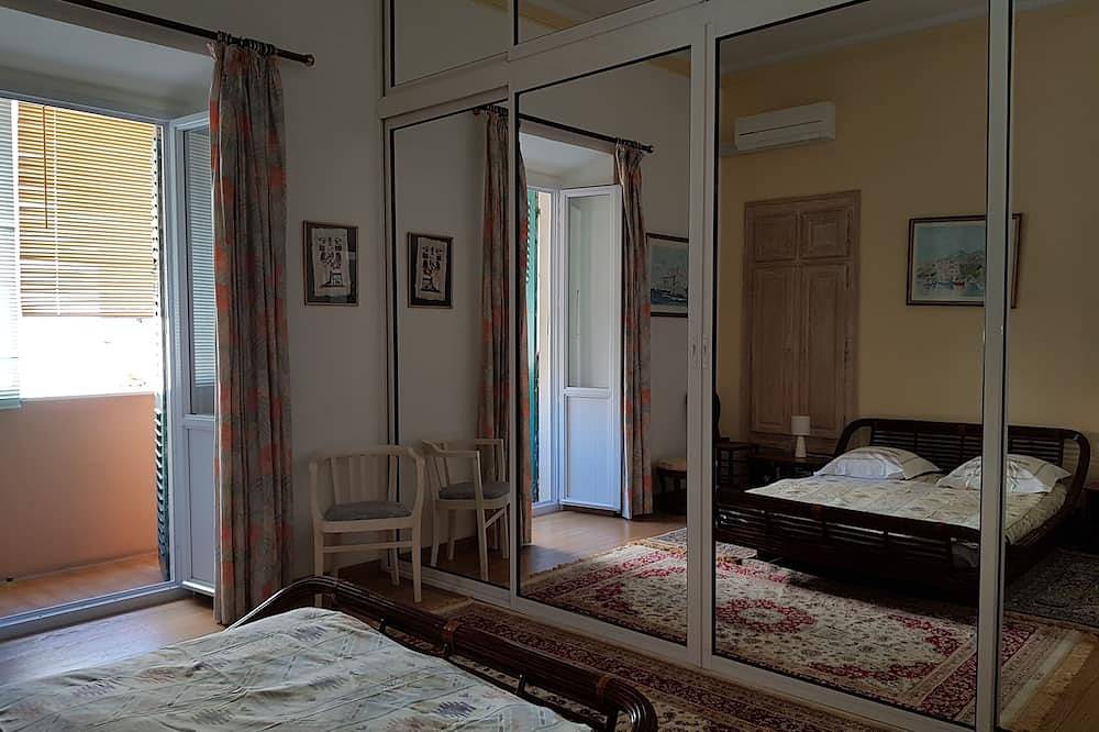 Appartamento intero, Affitto Appartamento Centro Storico Superbico (St François-Port Beach) 4 Notte in Ajaccio, Ajaccio e dintorni