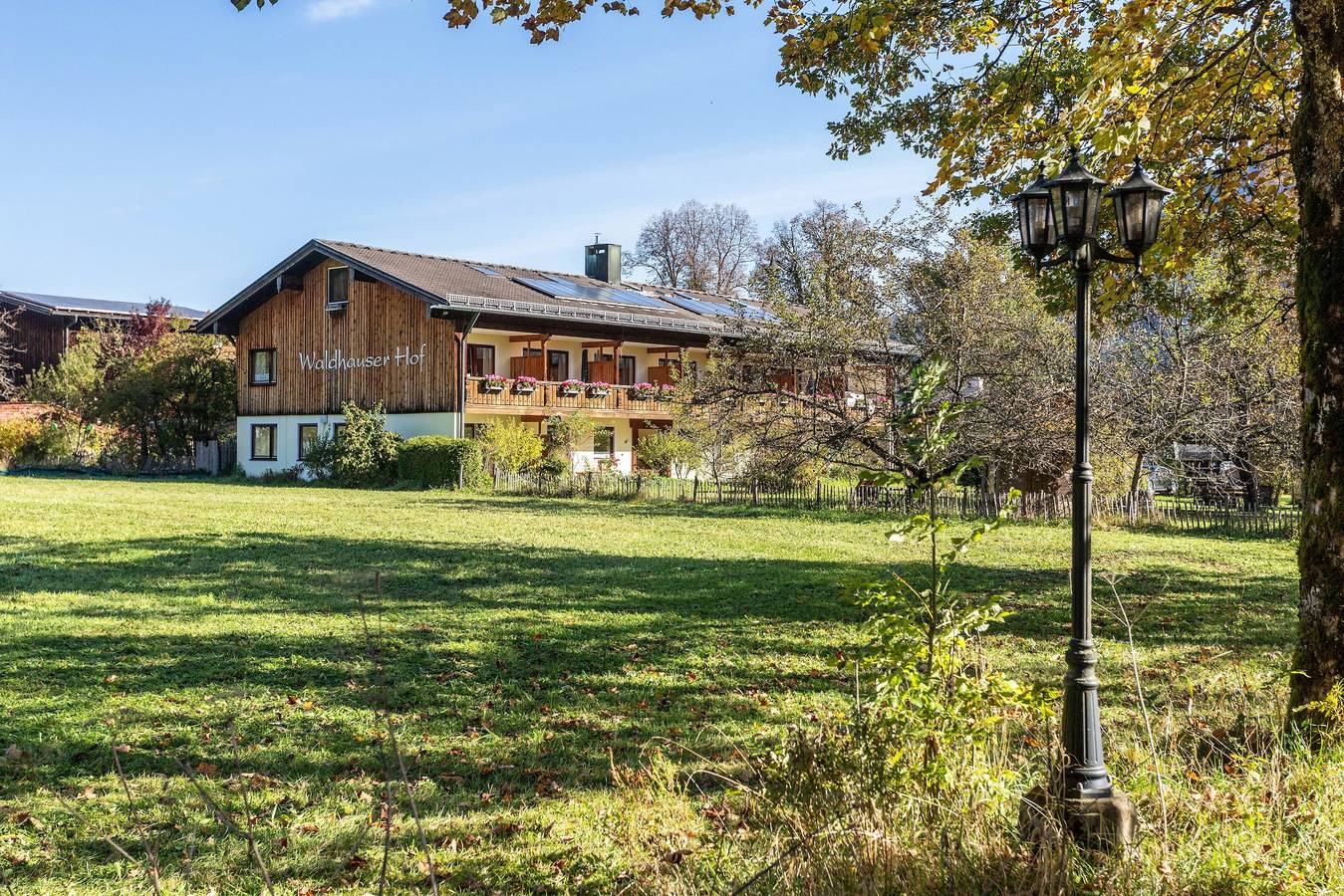 Ganze Wohnung, Ferienwohnung "Apartment - Erdgeschoss" mit Bergblick, Privater Terrasse und Wlan in Schönau am Königssee, Berchtesgadener Alpen