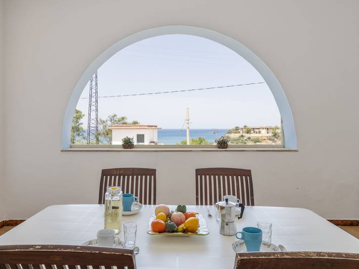 Holiday apartment for 6 people, with balcony - 1