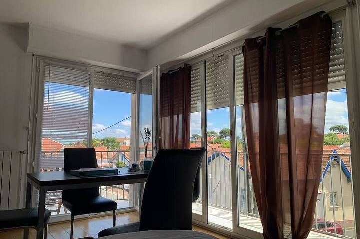 Location de vacances pour 4 personnes, avec balcon et jardin dans L'Aiguillon (Arcachon)