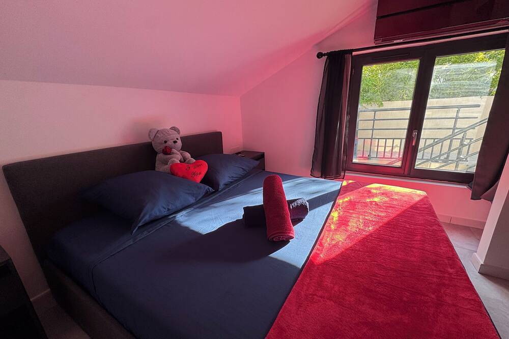 Apartamento entero, Love room with magnificent sea view in Niolon, Le Rove