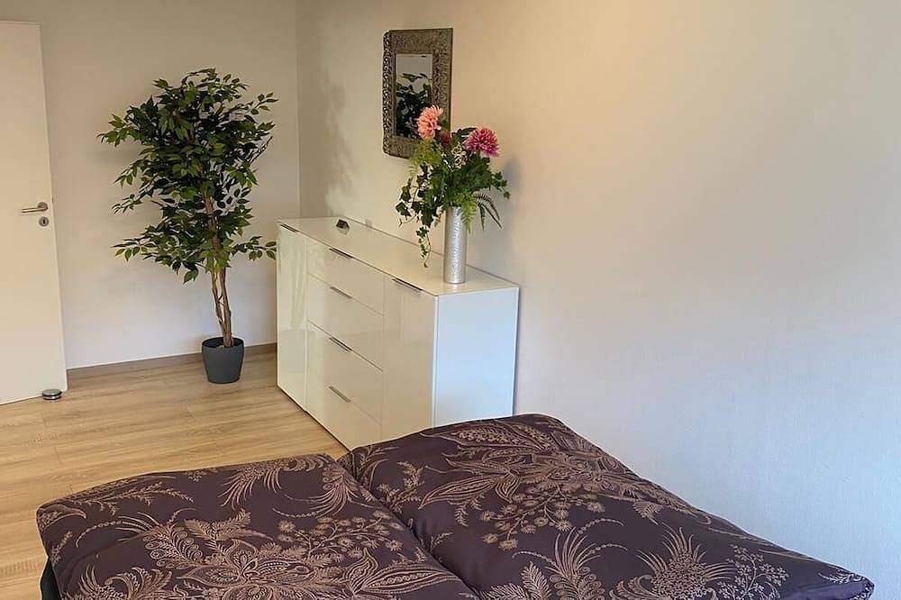 Ganze Wohnung, Kl26: Modern 2 Bedroom Downtown Apartment in Kaiserslautern, Saar-Nahe-Bergland