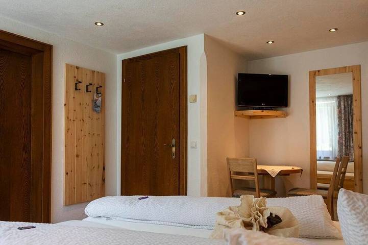 Cottage für 2 Personen, mit Balkon und Sauna, mit Haustier in Wenns - 3