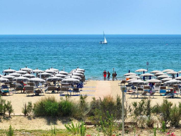 Bungalow für 6 Personen, mit Garten und Pool sowie Whirlpool und Terrasse in Bibione - 3