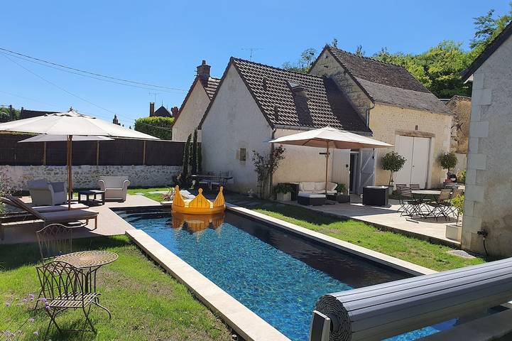Gîte pour 4 personnes, avec Jacuzzi et Terrasse ainsi que Jardin et Piscine à Chissay-en-Touraine