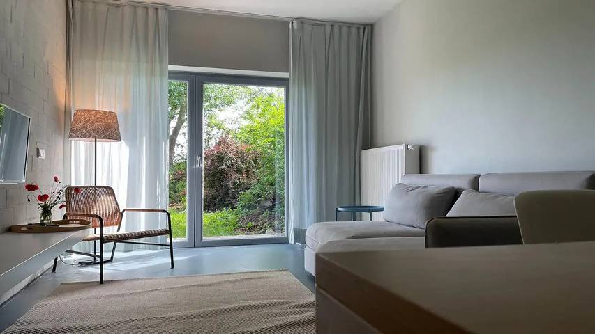 Holiday apartment für 24 Personen, mit Terrasse und Garten in Saal - 4