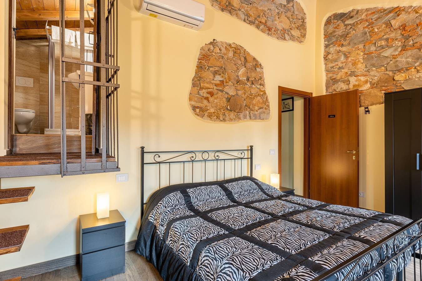 Villa "Giovanna" con piscina aperta condivisa, terrazza, giardino e Wi-Fi in Capannori, Provincia di Lucca