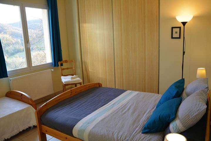 Gîte pour 3 personnes, avec piscine et bassin pour enfant ainsi que jardin et vue à Laurac - 3