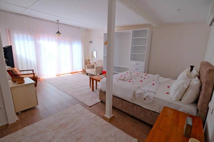 Ferienhaus für 2 Personen, mit Garten und Ausblick sowie Pool in Ägäisregion - 4