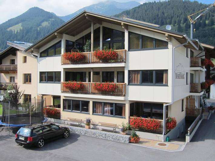 Aparthotel para 5 personas, con vistas y jardín, Familias con niños - 1