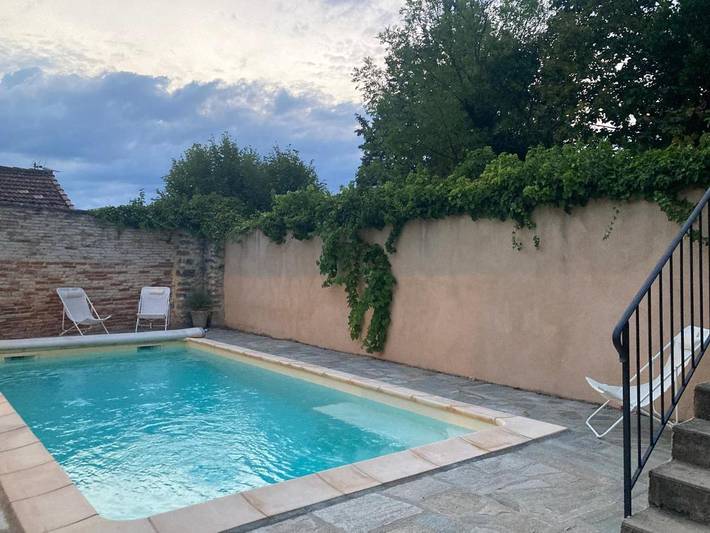 Location de vacances pour 10 personnes, avec piscine ainsi que vue et jardin à Villeneuve-de-Berg - 3