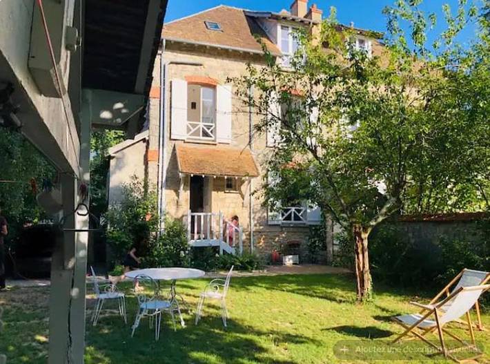 Villa pour 6 personnes, avec terrasse et jardin