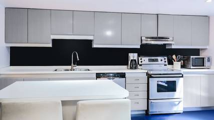 Apartment for 2 People in Toronto, Lake Ontario (Canada), Photo 1