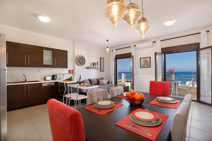 Ganze Wohnung, Ferienwohnung für 6 Personen mit Balkon in Rethymno und Umgebung