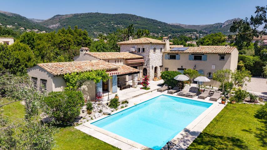 Villa for 7 people, with garden and terrace - 1