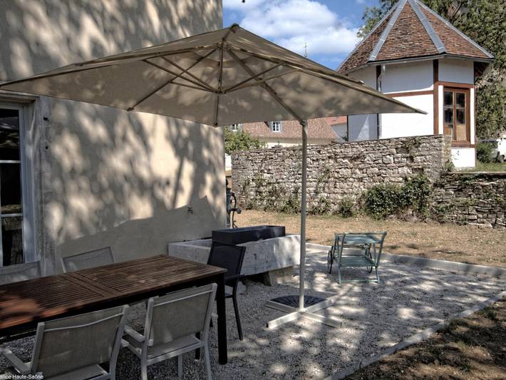 Gîte pour 4 personnes, avec Terrasse et Jardin dans Montagney