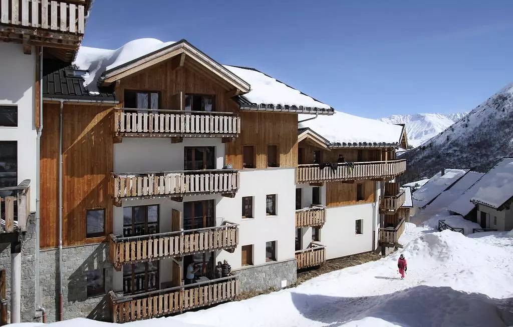 Entire apartment, 2 Rooms 4/5 People in Saint-Sorlin-d'Arves, Saint-Jean-de-Maurienne region
