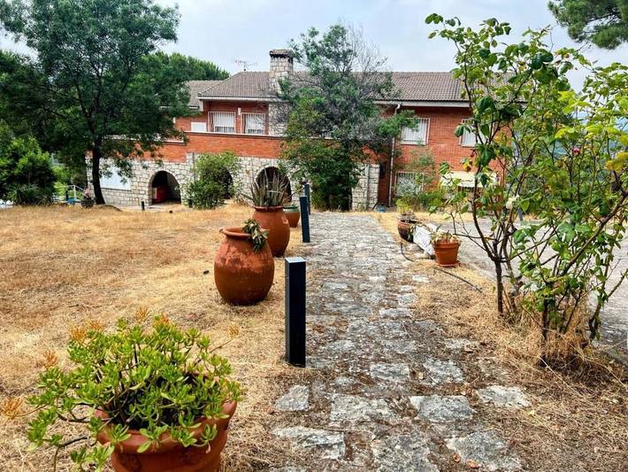 Casa rural para 18 personas, con piscina además de vistas y jardín en Cuenca del Alberche - 3