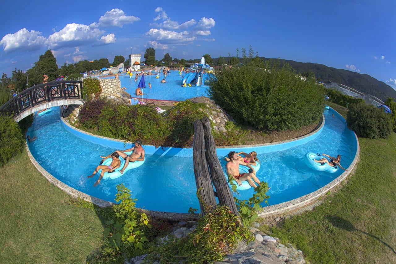 Casa vacanza per 7 persone con piscina in Rann (disambigua), Slovenia