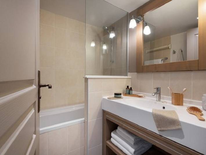 Gîte pour 4 personnes, avec terrasse et piscine, adapté aux familles à Houlgate - 2