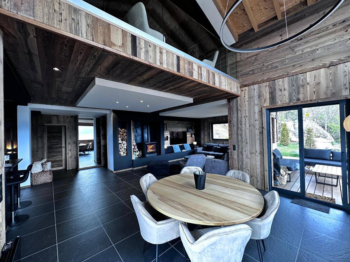 Chalet in Font-Romeu-Odeillo-Via, Parque Natural Regional de los Pirineos Catalanes