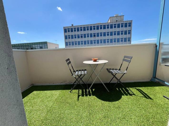 Gîte pour 2 personnes, avec terrasse et vue dans Gare De Tours - 2