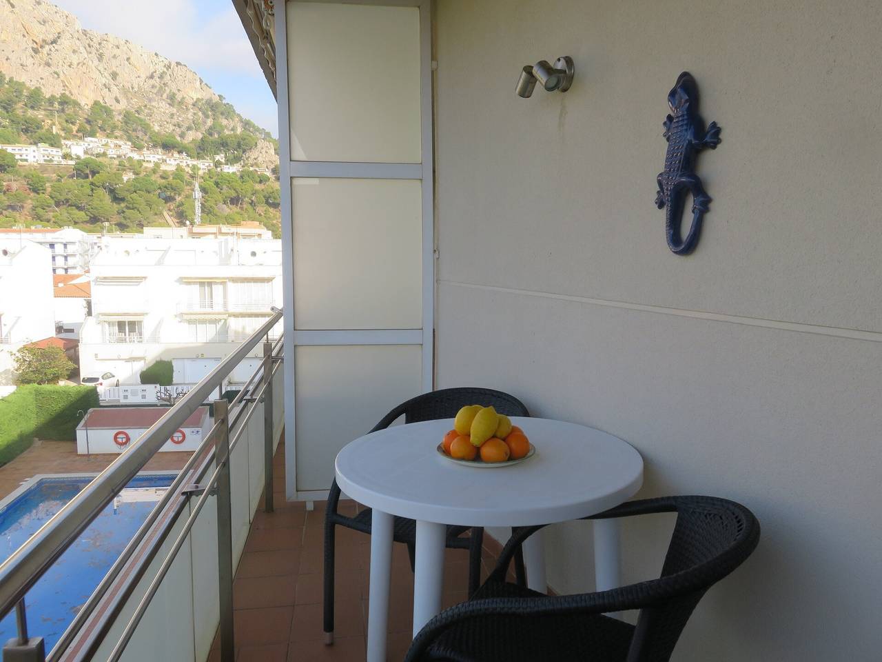 Apartamento entero, Apartamentos Miami Ii 307 con vistas a la montaña, piscina, Wi-Fi y jardín in L' Estartit, Estartit