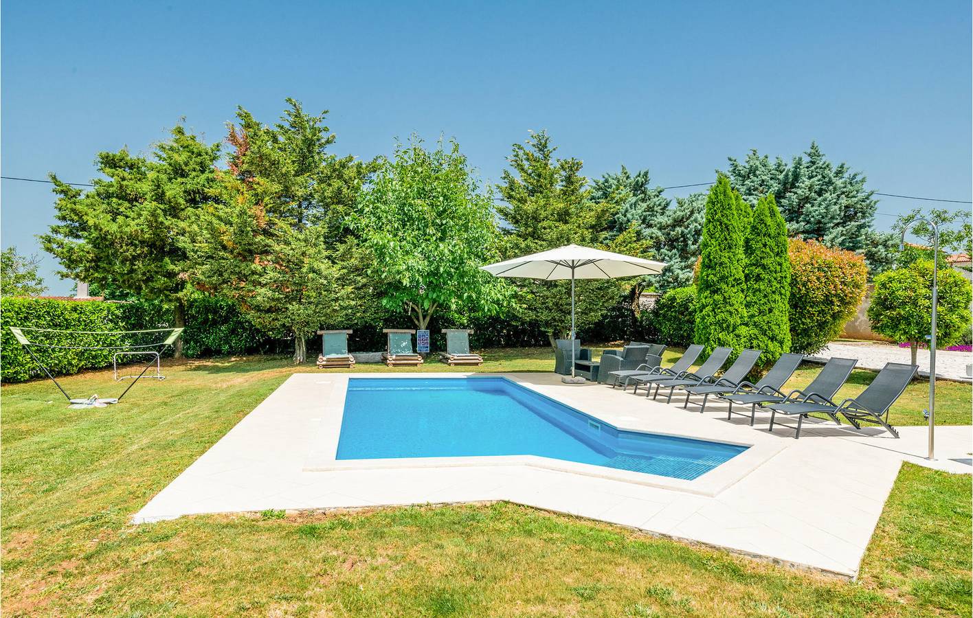 Gemütliche 1-Zimmer-Wohnung mit WLAN, Terrasse und Parkplatz in der Nähe des Restaurants Vorichi in Barban, Südküste Istrien