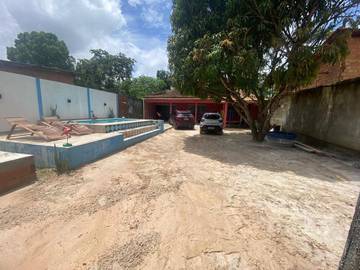 Gîte pour 10 personnes, avec piscine et balcon dans Barcarena