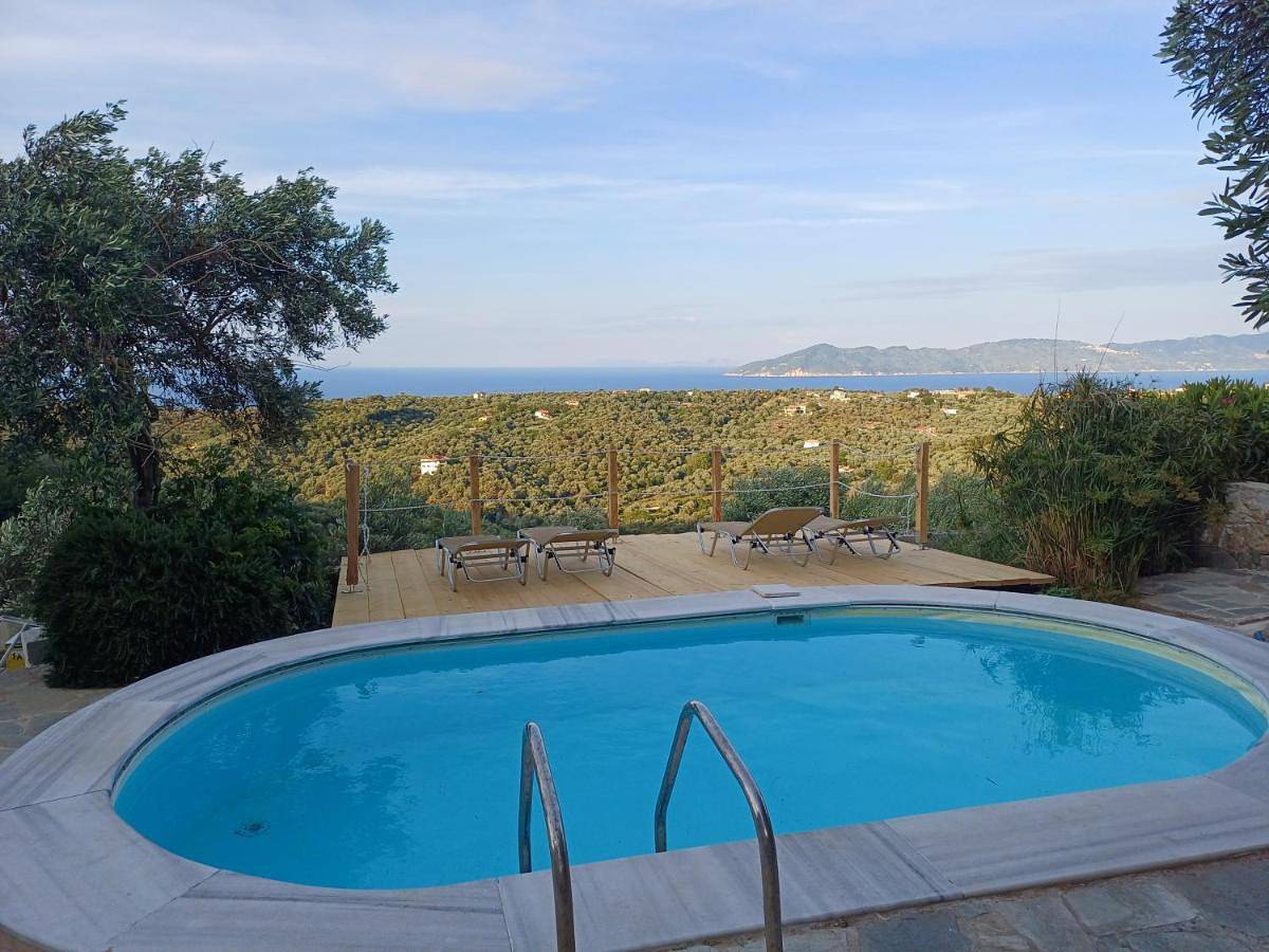 Hikers Studio Trail 5 and 6 in Kalyvia, Sporades