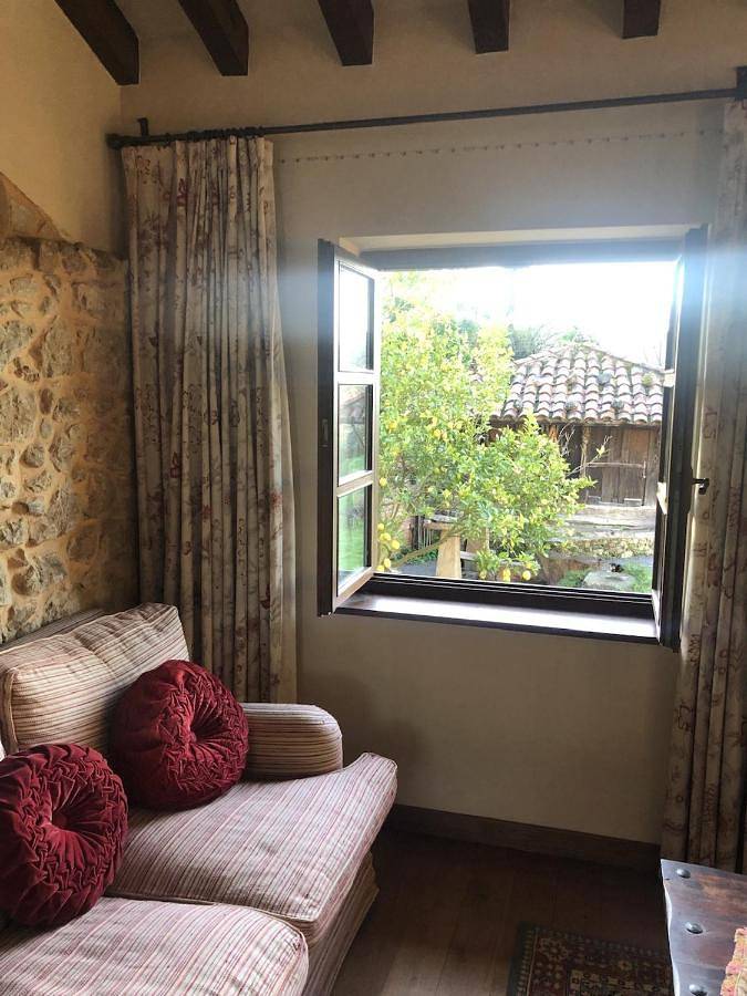 Casa rural para 2 personas, con vistas además de balcón y jardín en Siero - 4