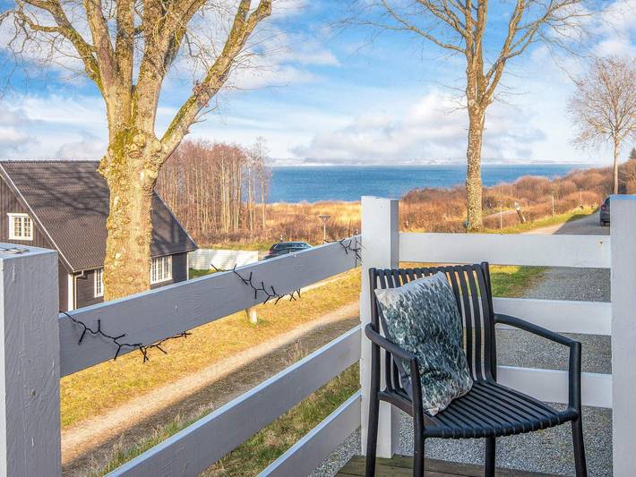 Ferienhaus für 6 Personen, mit Terrasse und Garten sowie Pool in Løjt - 4