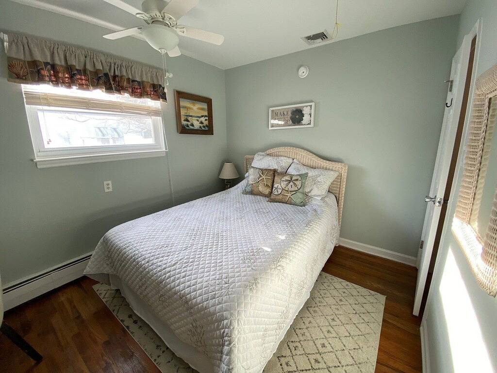 Pet Friendly - Escape in Cape May! 6 Blocks to the Beach! in Cape May, Cape May County