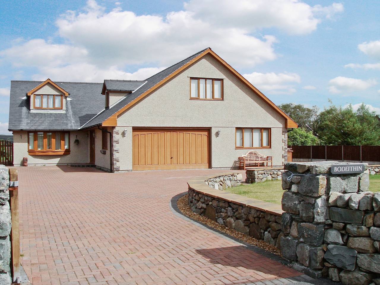 Holiday Rental for 12 People in Harlech, Gwynedd