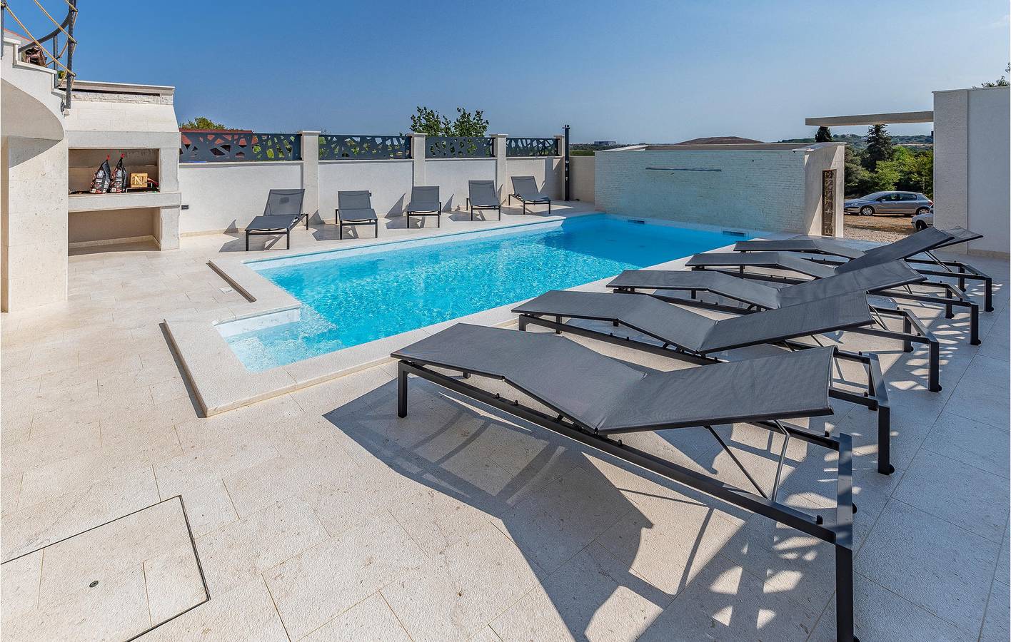 Appartamento intero, Appartamento vacanze per 10 persone con terrazza in Banjole, Costa meridionale dell´Istria