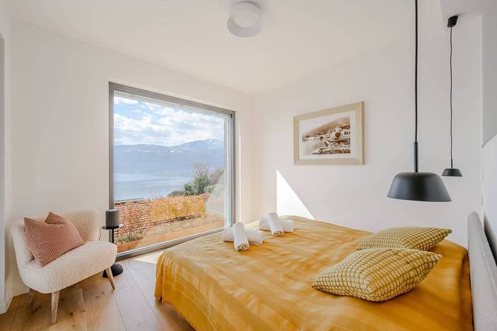 Villa pour 9 personnes, avec jacuzzi et piscine ainsi que balcon et jardin à Comune di Verbania - 2