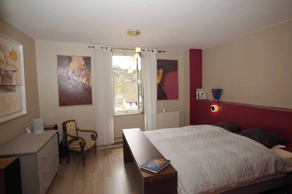 Maison de Village in Saint-Maurin, Quercy