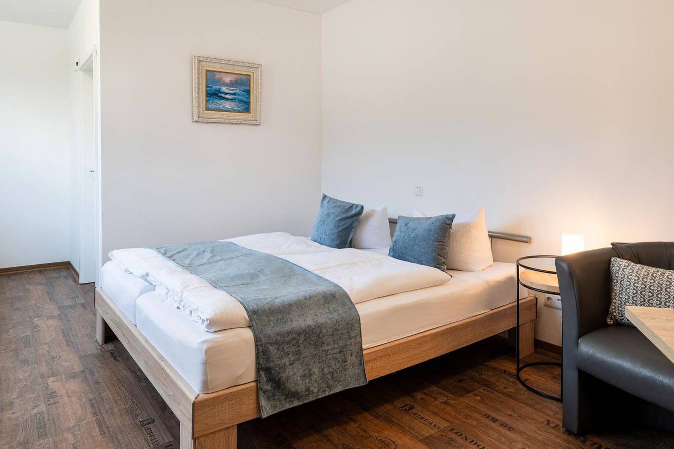 Apartamento entero, Kompakte Ferienwohnung mit Garten & Wlan – nur 550 m bis zum Strand in Koserow, Bernsteinbäder