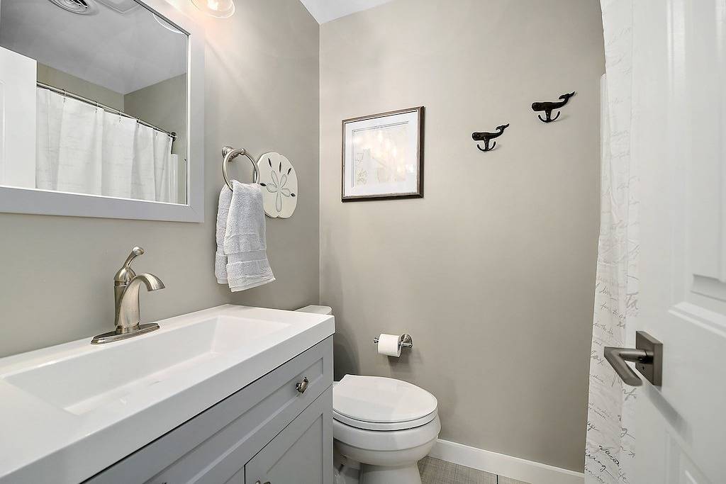 Ganze Wohnung, Wandern, Fahrrad oder Shuttle zum Strand! Nur Townhouse mit Pool und Tennis aktualisiert in Bethany Beach, Sussex County (Delaware)