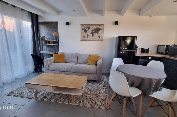 Gîte pour 4 personnes, avec terrasse à Beuvry