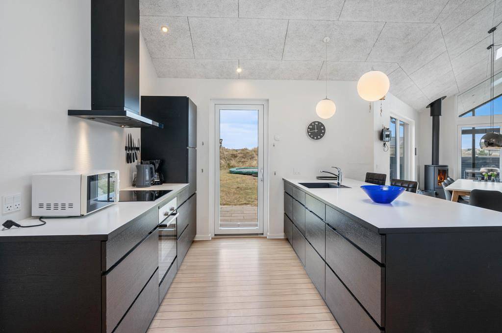 Modernes Ferienhaus an der Nordsee mit Aktivitätsraum in Hvide Sande, Holmsland Klit