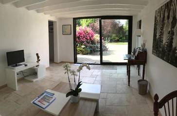 Chambre d’hôte pour 3 personnes, avec vue et jardin à Sézanne