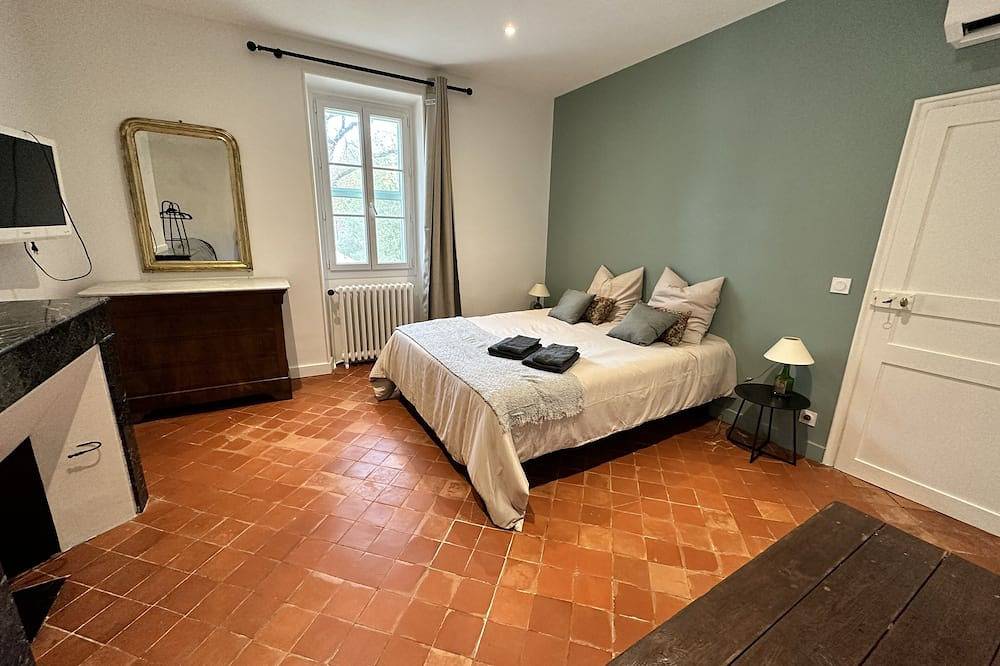 Bastide Avec Piscine et spa vue Sainte Victoire in Le Tholonet, Aix-en-Provence und Umgebung