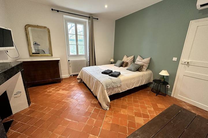 Location de vacances pour 9 personnes, avec jacuzzi, animaux acceptés à Le Tholonet - 3