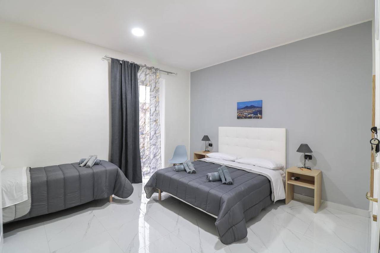 Double Room with Private Bathroom in Ercolano, Parc national du Vésuve