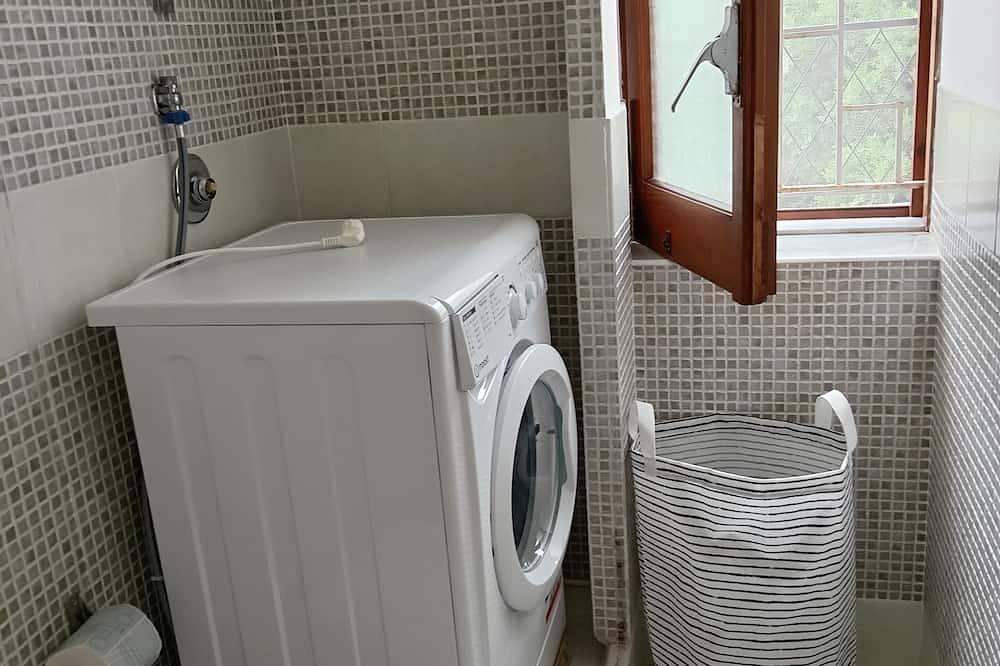 Entire apartment, Apartment in villa near the beach in Maratea, Potenza Province